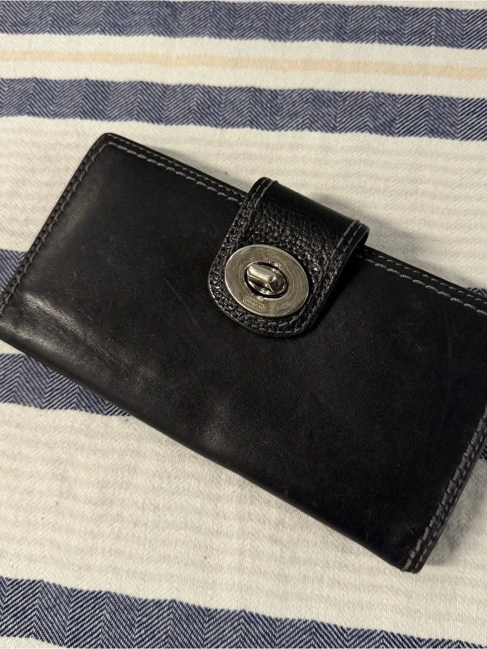 Coach Black Leather Turnlock Checkbook Wallet Organizer Long Bifold